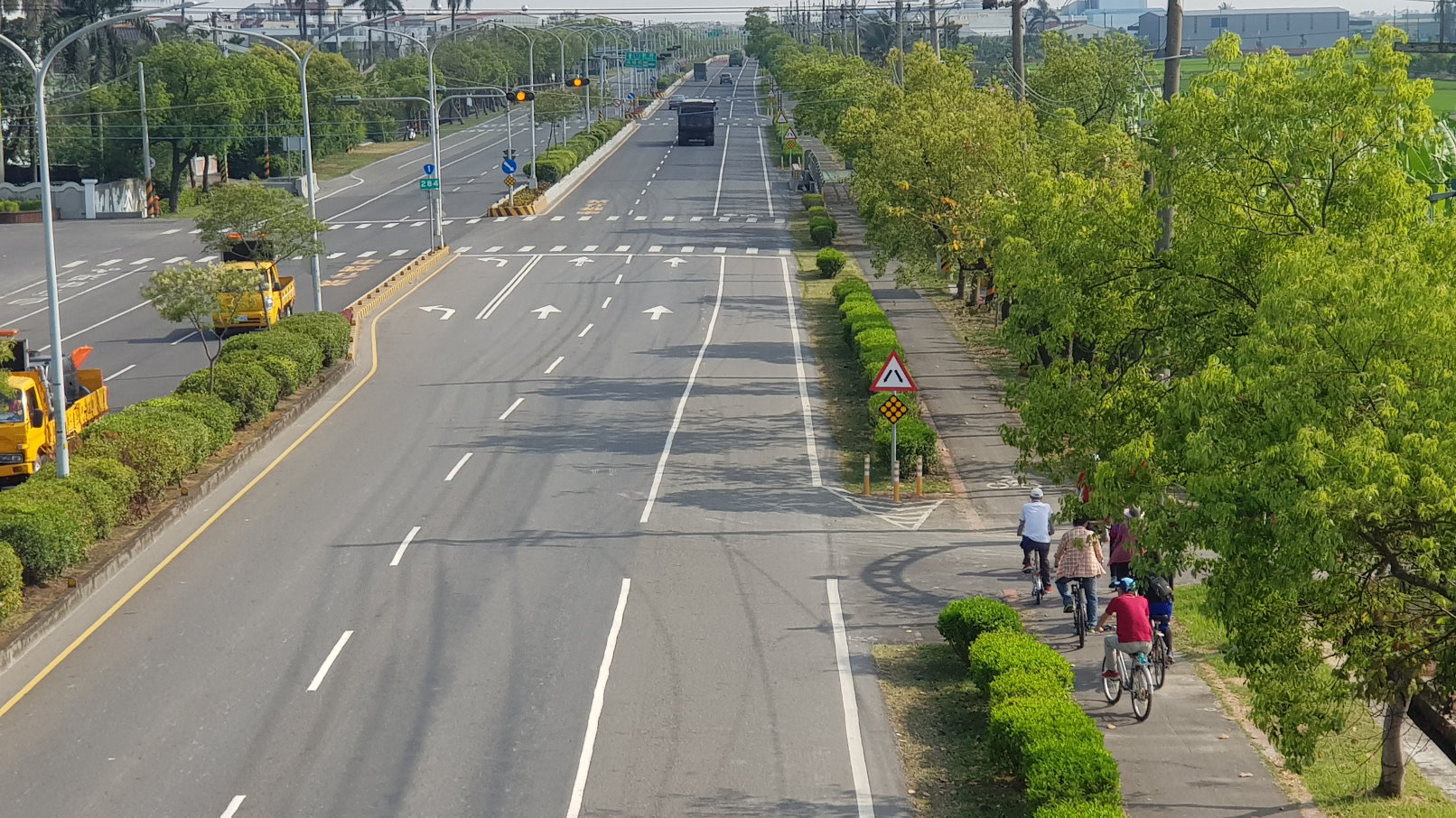 台1線路廊與自行車道