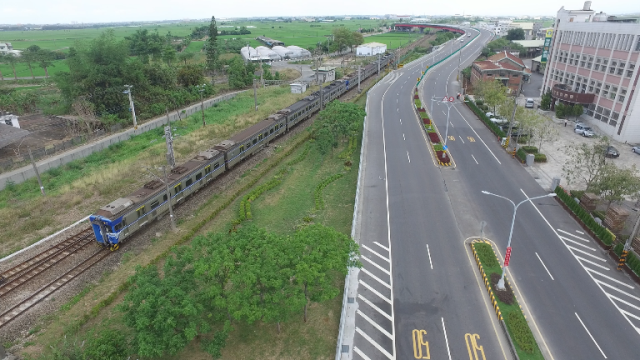 鐵路與公路交接
