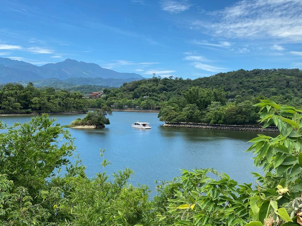 峨眉湖風光