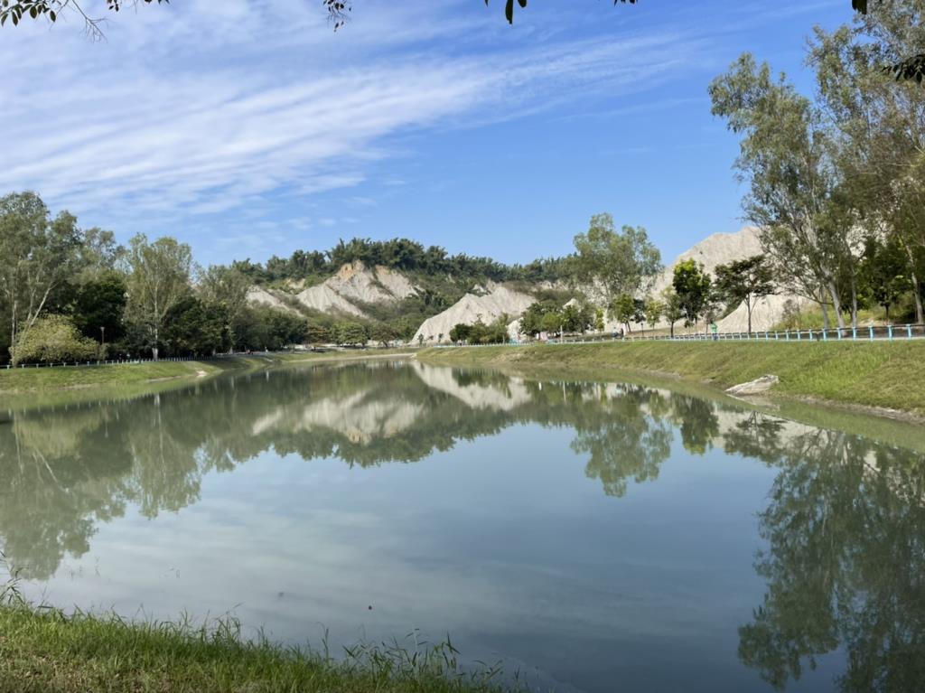 台28線月世界地景公園