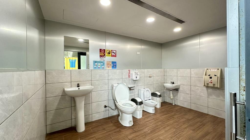 新豐休息站-提供友善親子廁所