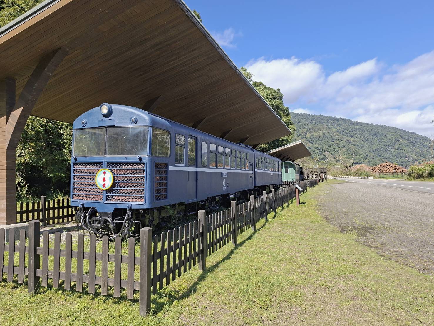 中華號DPC客車廂