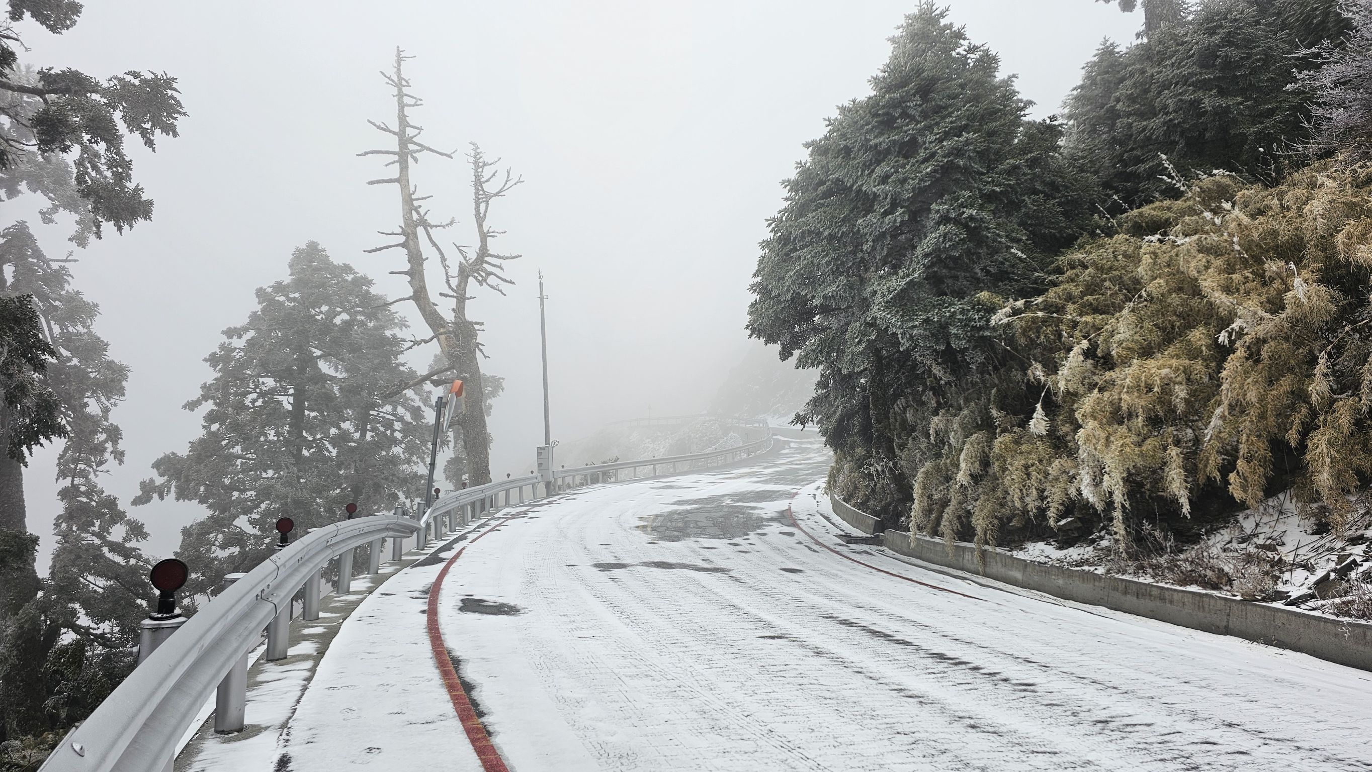 台14甲冬季雪景