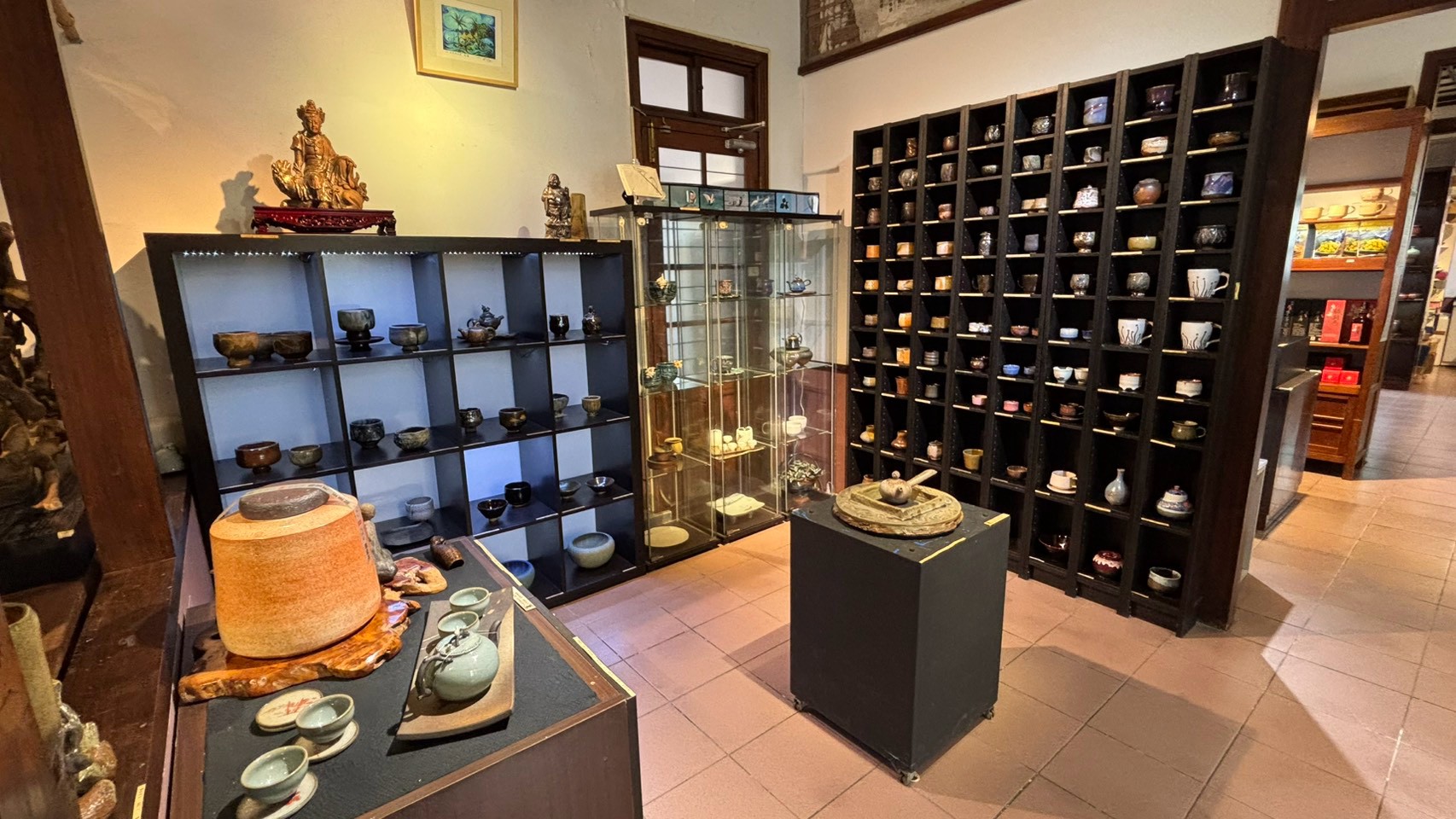 館內陳列品-陶瓷器具1